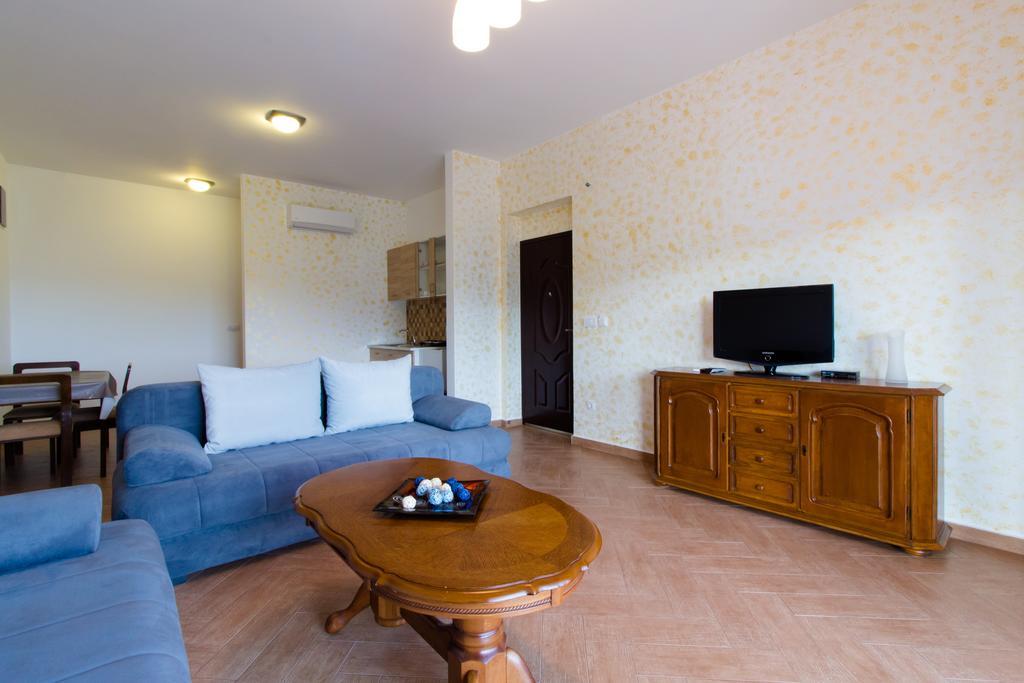 Apartments Kan Ulcinj Exteriör bild