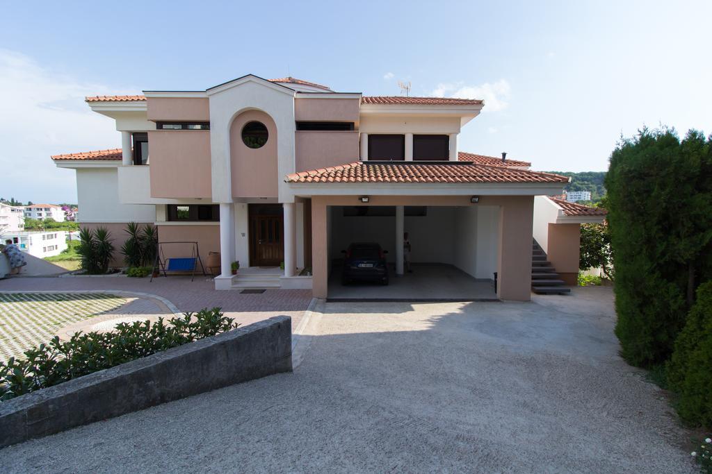 Apartments Kan Ulcinj Exteriör bild